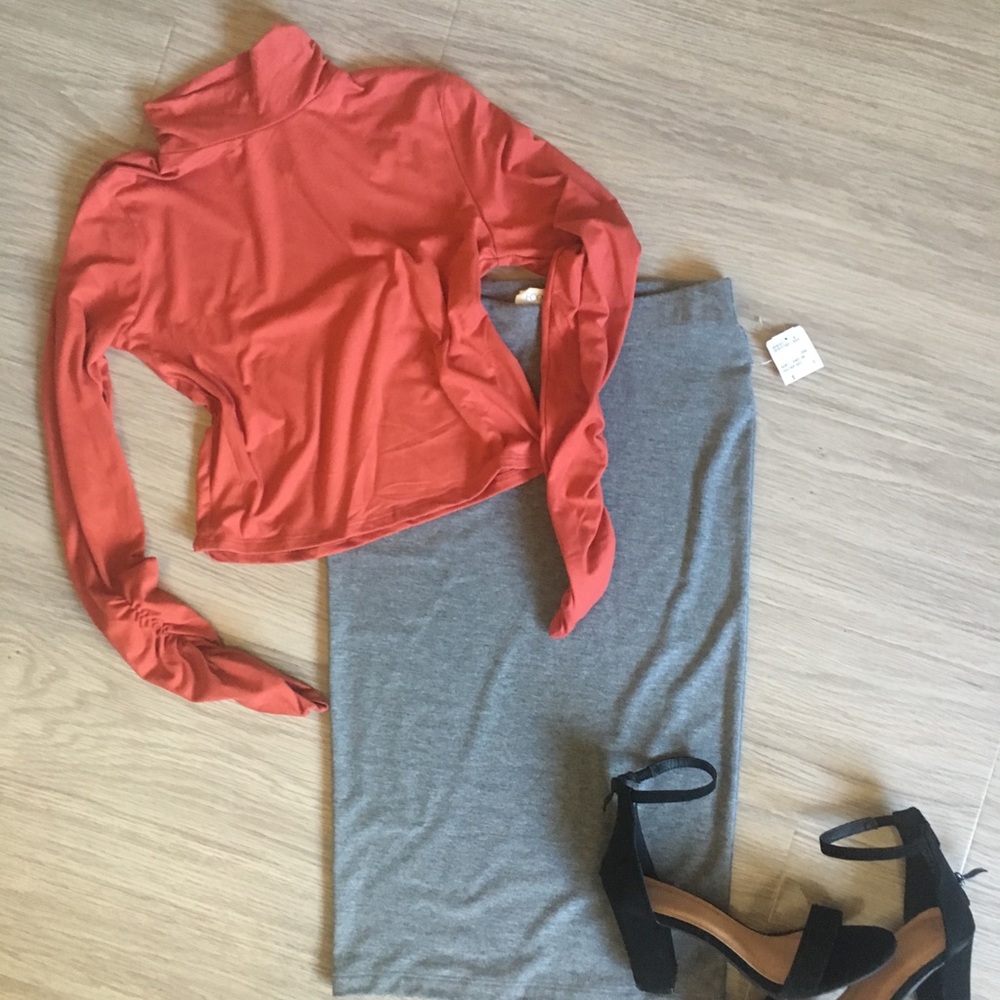 Beautiful Crop Top - Picture 4 of 8